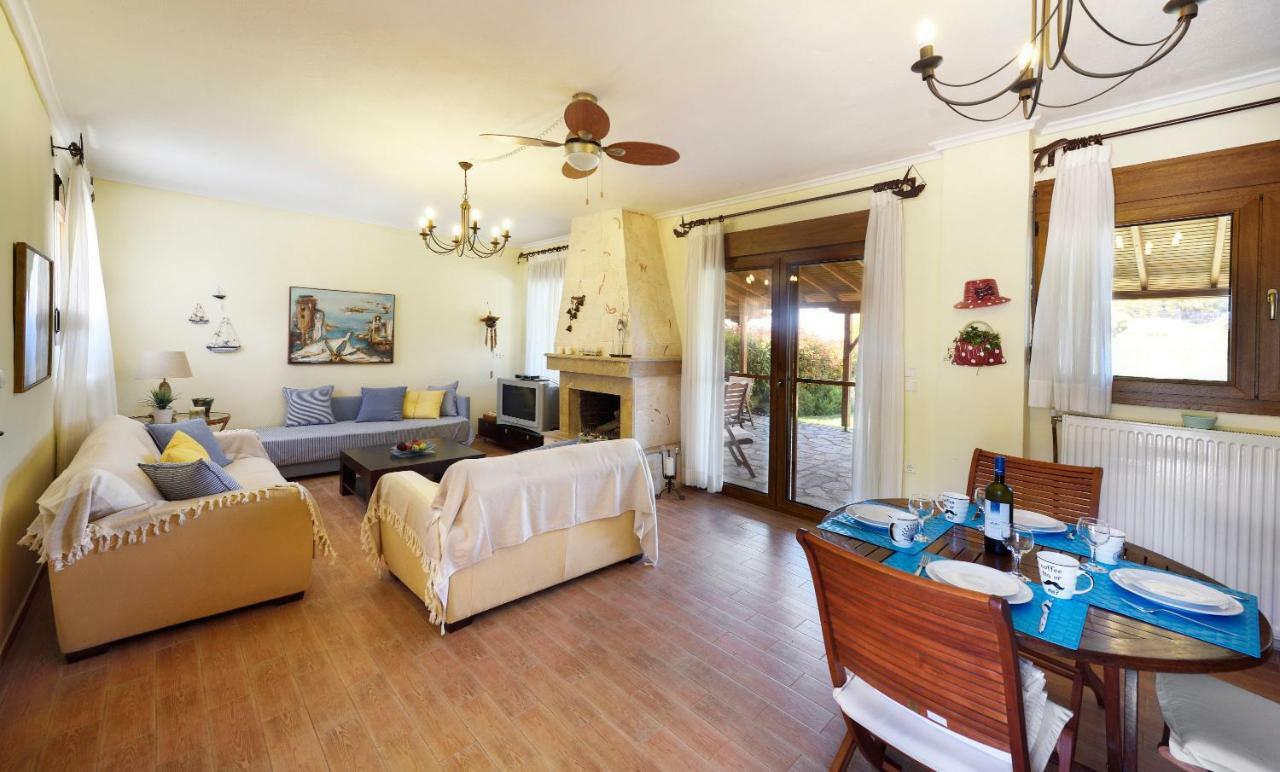 Sani Beach Villa Exterior photo